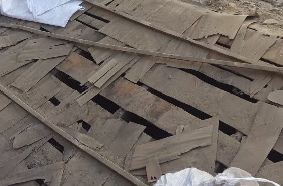 木羽葺き(こばぶき)