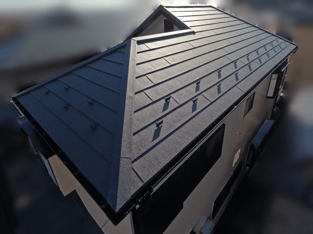 横葺き金属屋根