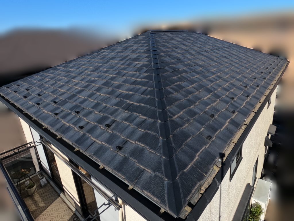 草加市　U様　屋根カバー工法工事施工前