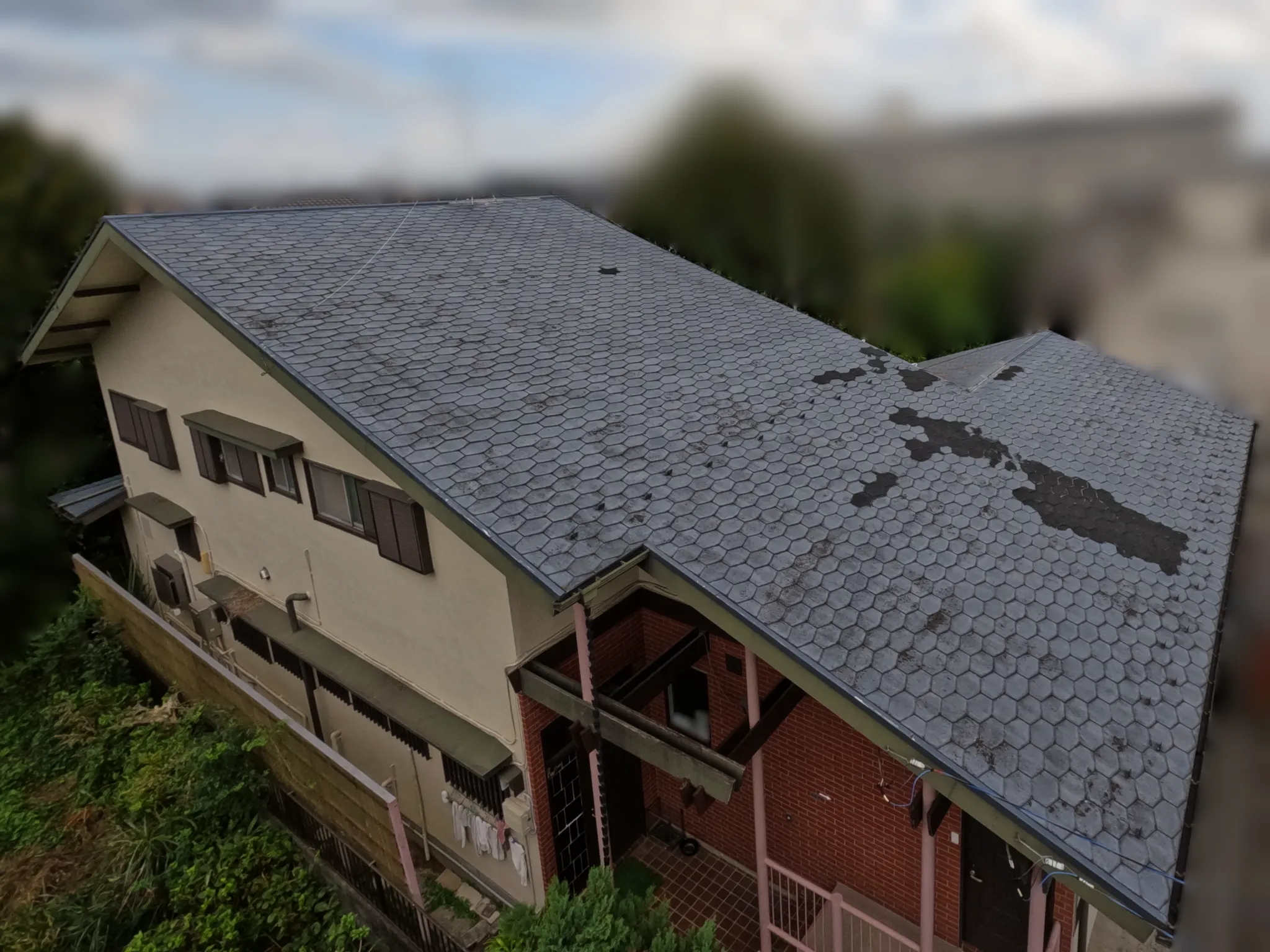 IG工業 スーパーガルテクト シェイドチャコール使用　屋根葺き替え工法工事施工前